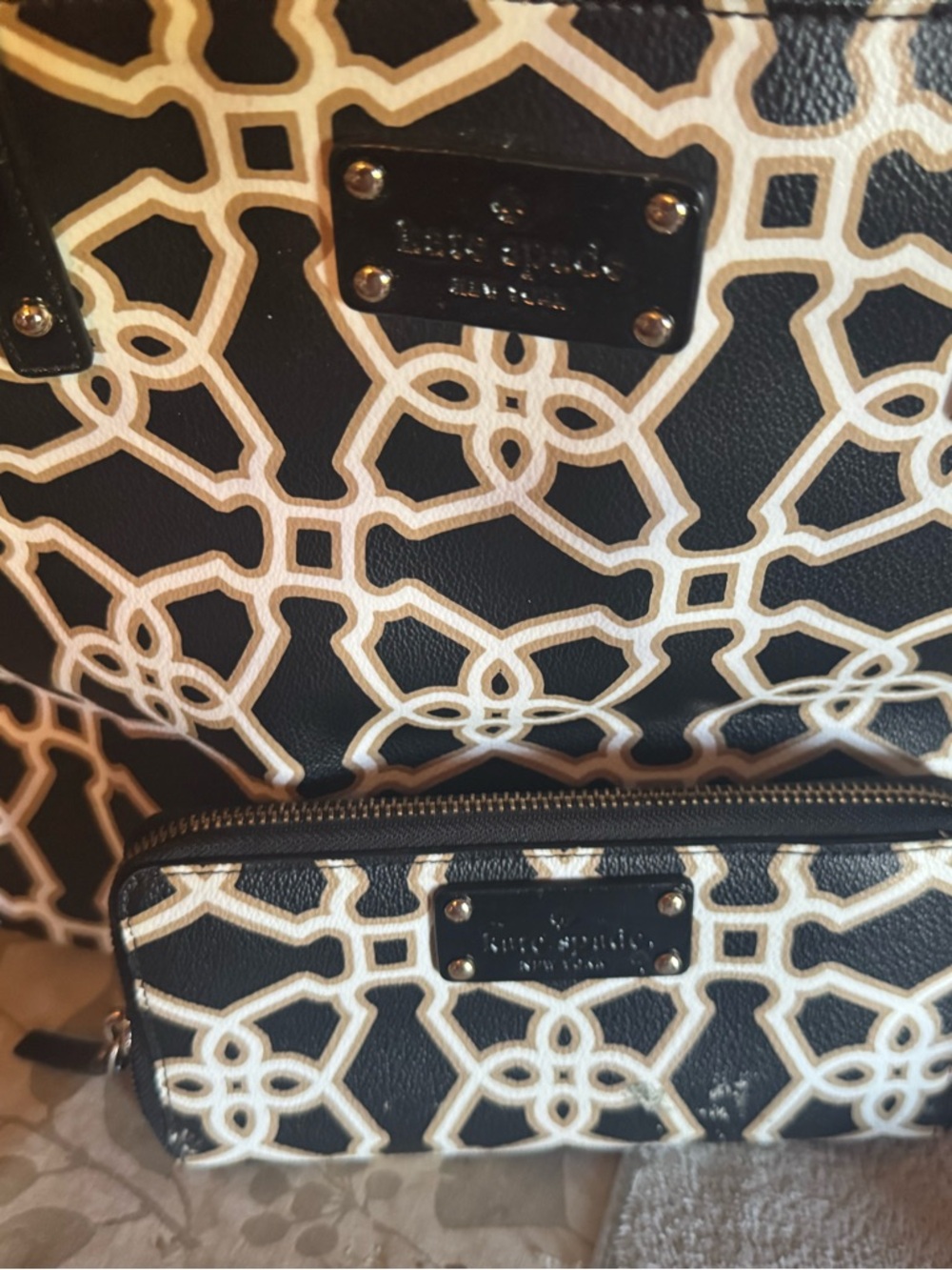 kate spade Black and White Geometric Tote with Matching Wallet